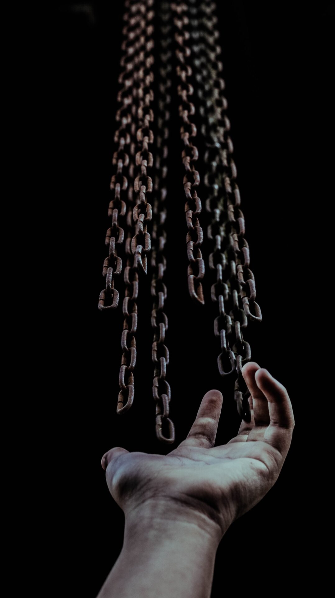 domestic violence, chains